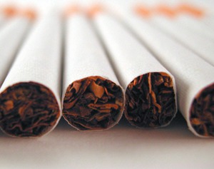 调查显示：江苏男性超一半是烟民 最多一天吸烟达到三包半