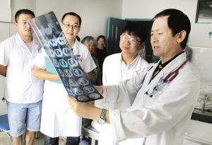 徐医附院胸心外科竭力抢救心脏瓣膜病患者