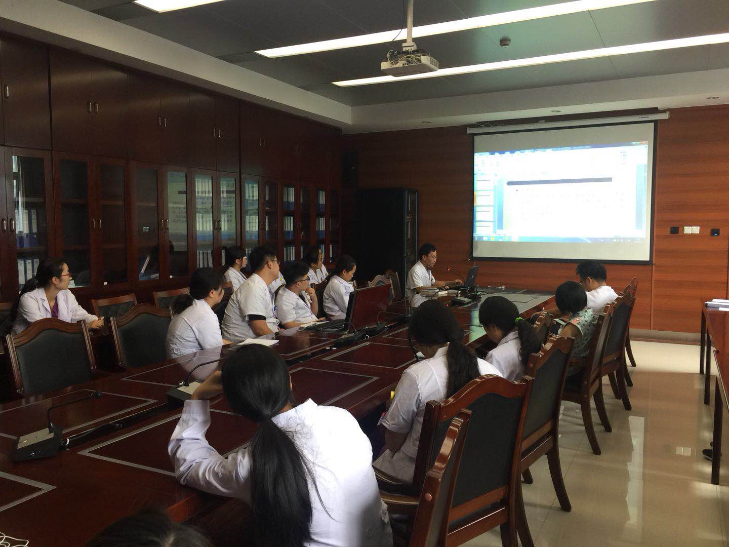 徐州市儿童医院举办新进医务人员培训