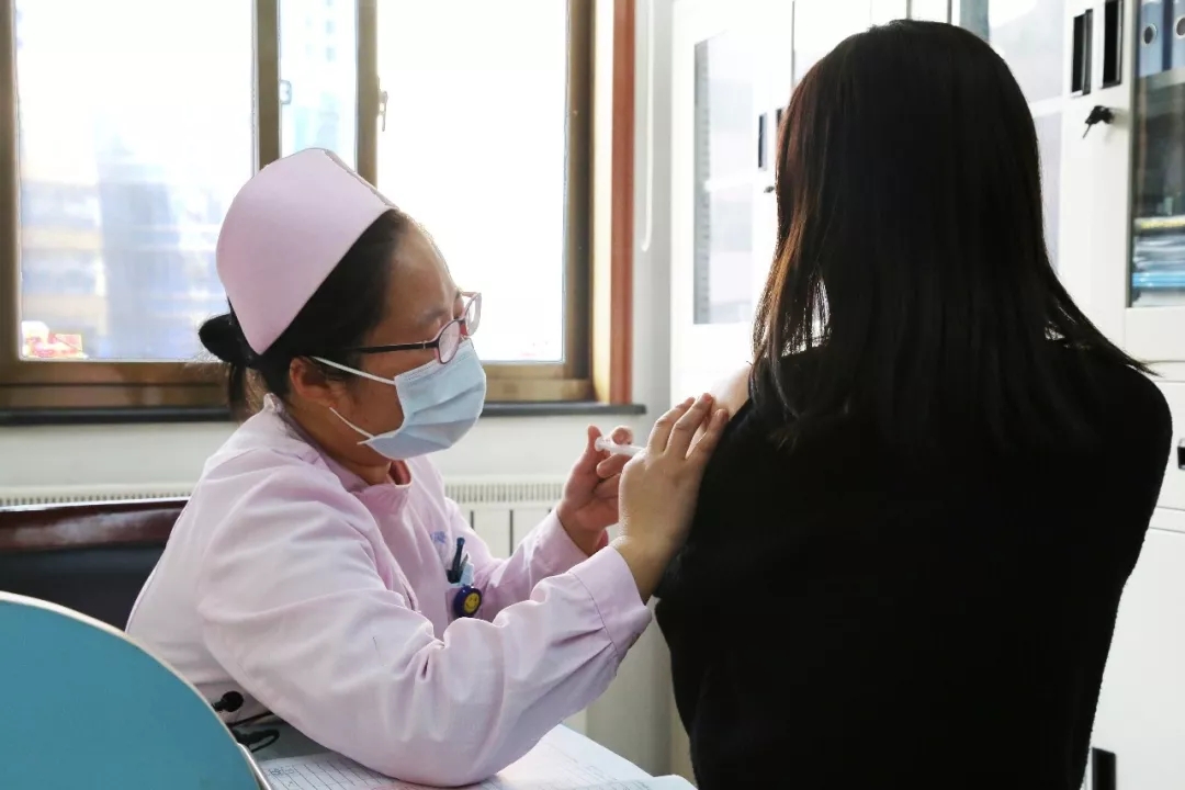徐州第一针九价宫颈癌疫苗在妇幼保健院注射 16-26岁女性可接种