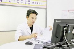 宫外孕腹痛难忍险丧命 妇科专家李洪国提醒：宫外孕需及时就医