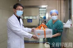 鲜花送天使 情暖护士节——徐州市妇幼保健院举办护士节活动